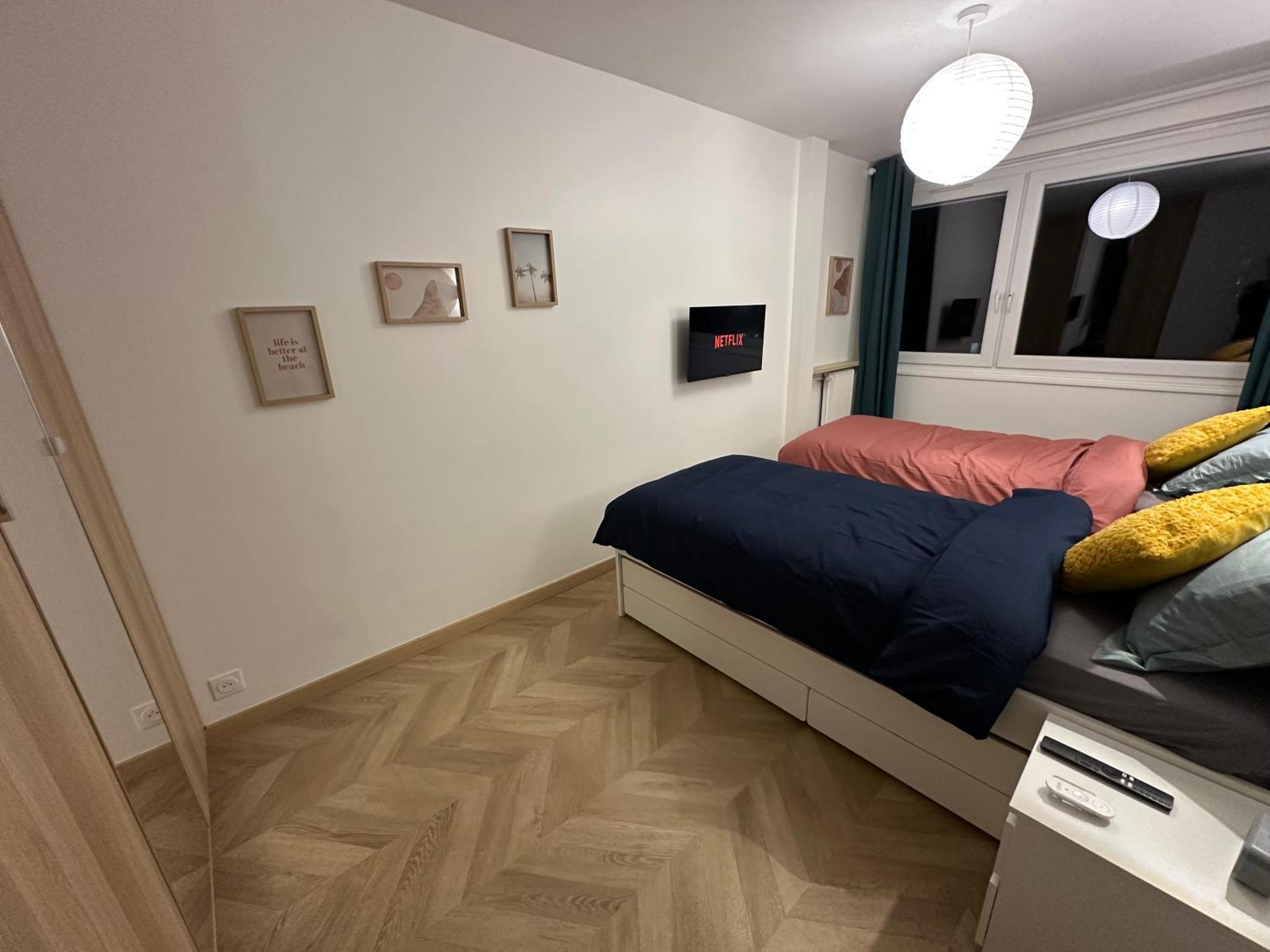 Paris-montrouge Magnifique 3 Pieces De 78m2 Avec Parking - Tres Cosy Pour 1 - 10 Personnes Refait A Neuf -entire Luxurious And Warm -montrouge Paris 14eme - Proche Aeroport Orly Parc Expositions Porte De Versailles Free Wifi Gra *