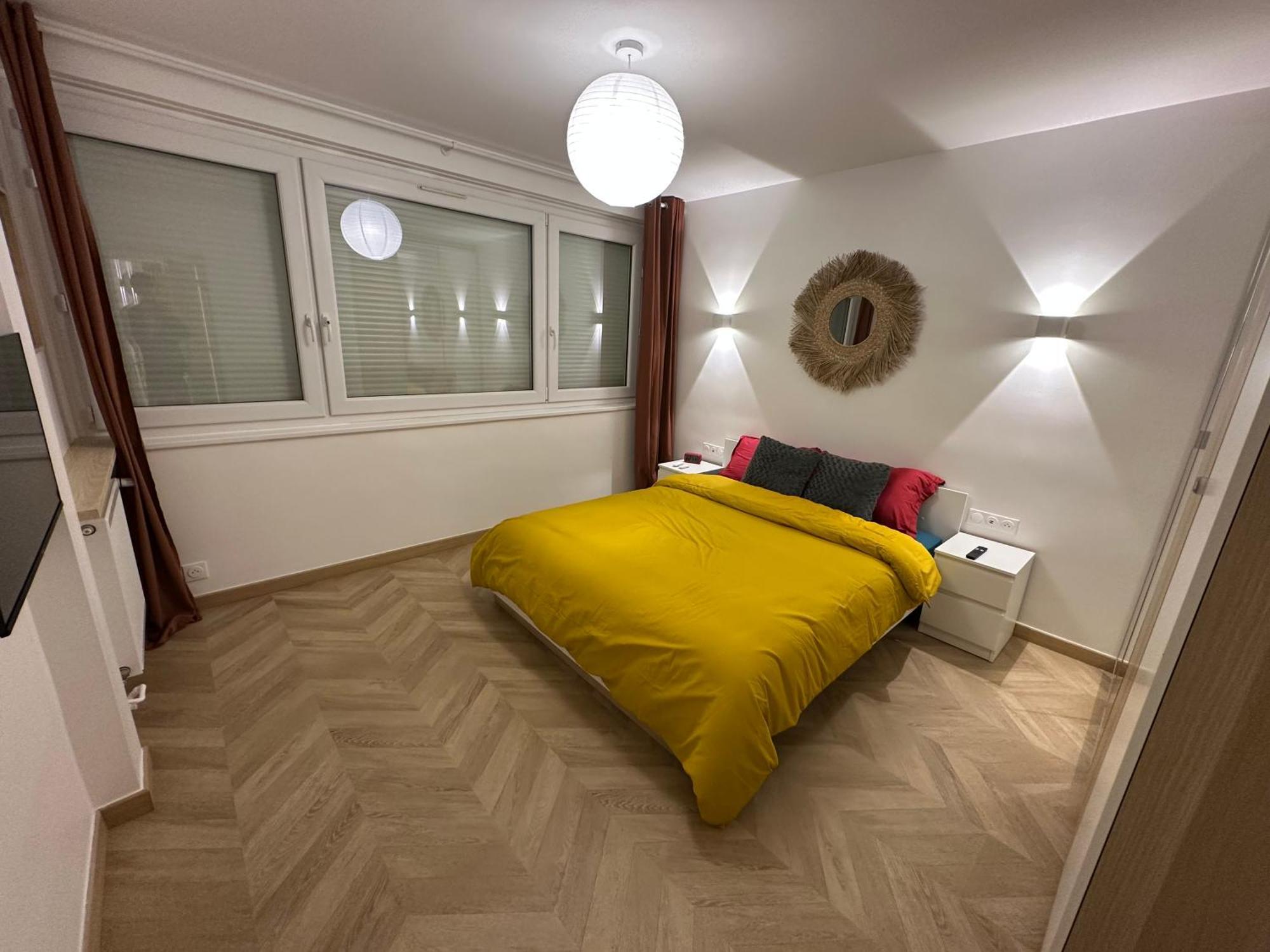 Paris-montrouge Magnifique 3 Pieces De 78m2 Avec Parking - Tres Cosy Pour 1 - 10 Personnes Refait A Neuf -entire Luxurious And Warm -montrouge Paris 14eme - Proche Aeroport Orly Parc Expositions Porte De Versailles Free Wifi Gra Apartment