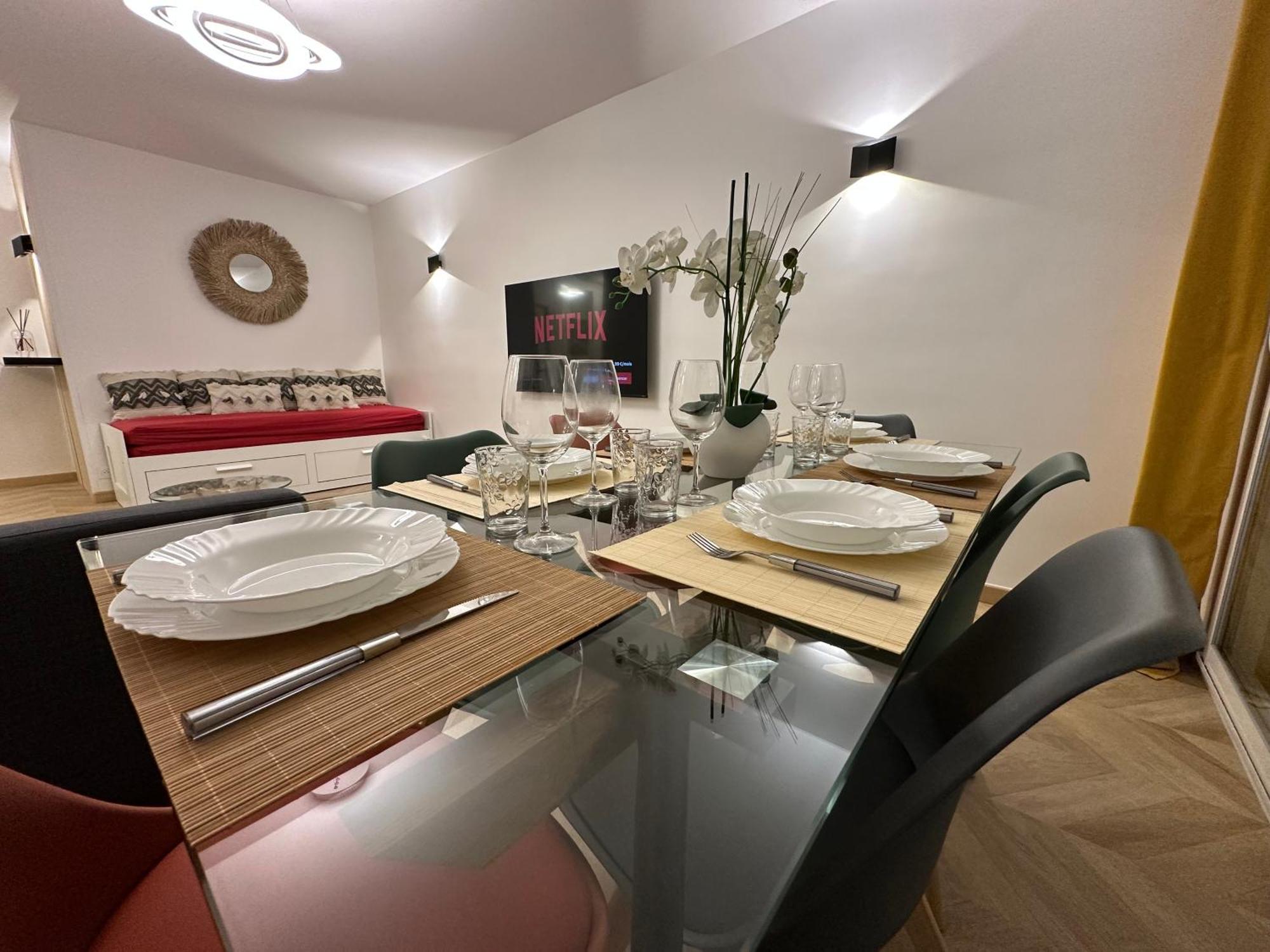 Paris-montrouge Magnifique 3 Pieces De 78m2 Avec Parking - Tres Cosy Pour 1 - 10 Personnes Refait A Neuf -entire Luxurious And Warm -montrouge Paris 14eme - Proche Aeroport Orly Parc Expositions Porte De Versailles Free Wifi Gra * Montrouge